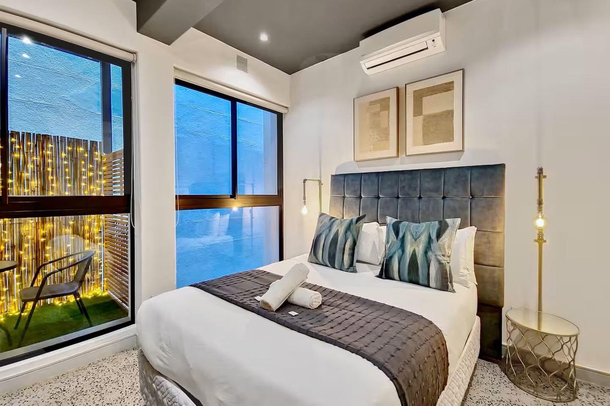 Fully Furnished Chic City Pad - Photo 5