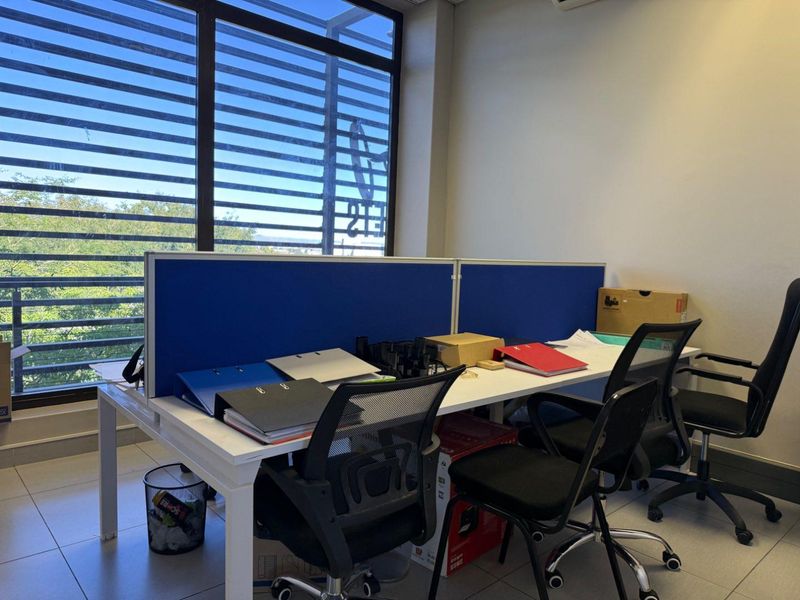 TO LET - Office in Windhoek Central - Photo 7
