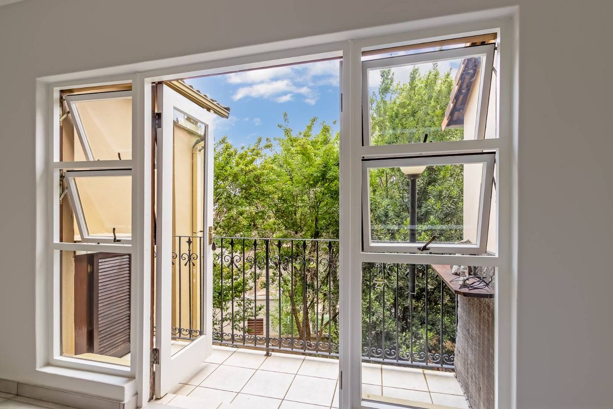 1 Bedroom Apartment / Flat for Sale in Dainfern - Photo 4