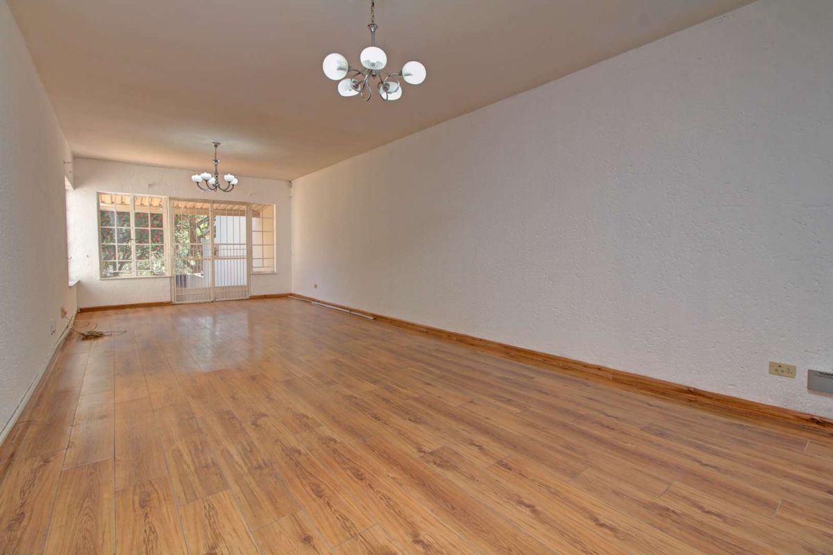 Unbeatable Value: Townhouse from R990k - Photo 2