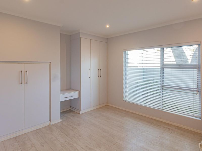 1 Bedroom Apartment for sale in Bryanston - Photo 8