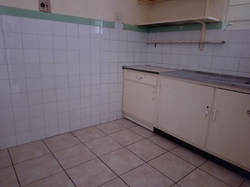 Calling first time buyers and investors!!! - Photo 3