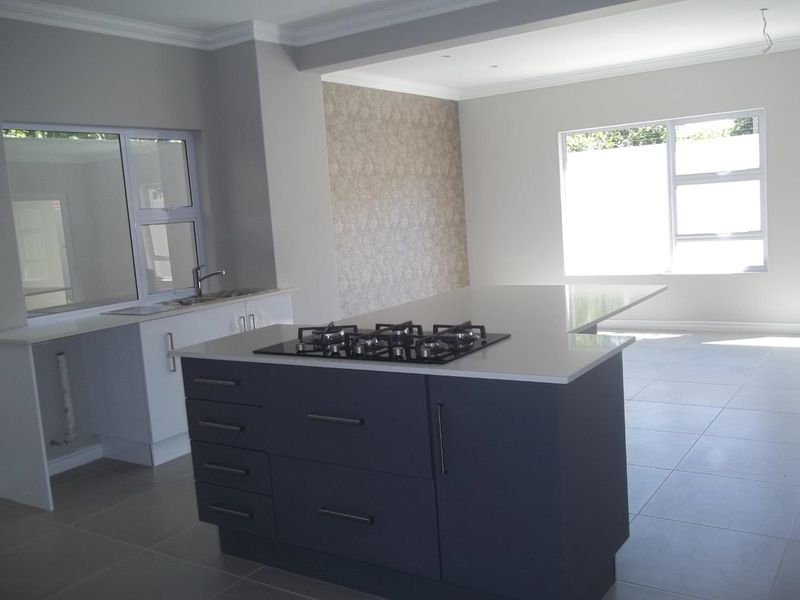 5 Bedroom Cluster For Sale in Glenhazel - Photo 8