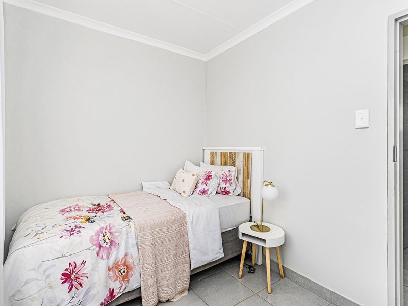 Brand-New Home Offering Exceptional Value in Protea Glen - Photo 10