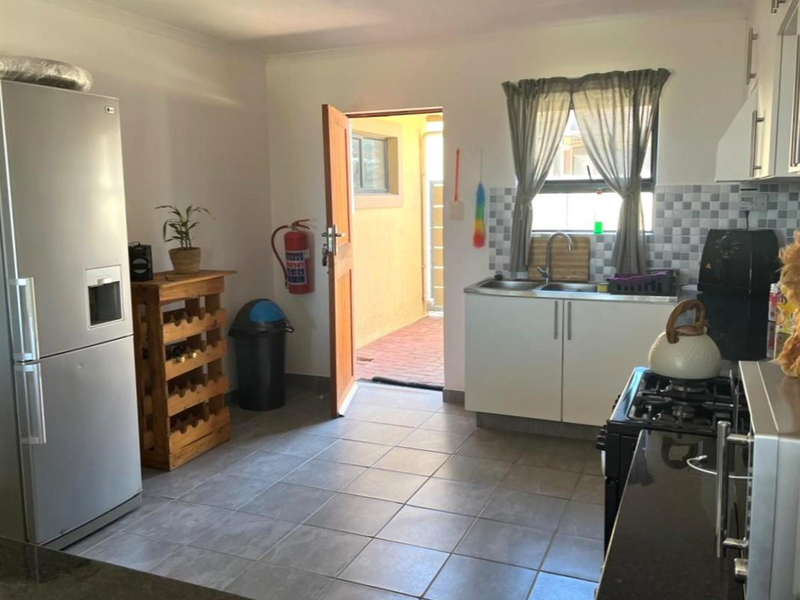 Duplex townhouse with sea views - Photo 5