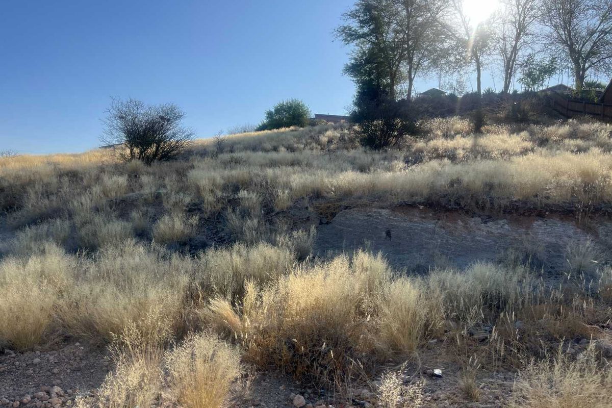 Vacant land with spectacular views! - Photo 2