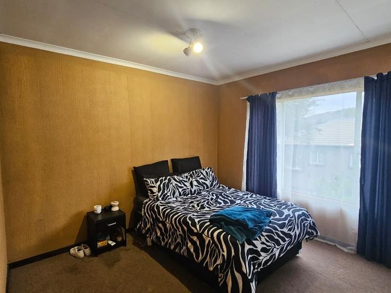 Affordable First-Floor Apartment with Balcony Braai & 24-Hour Security - Photo 10