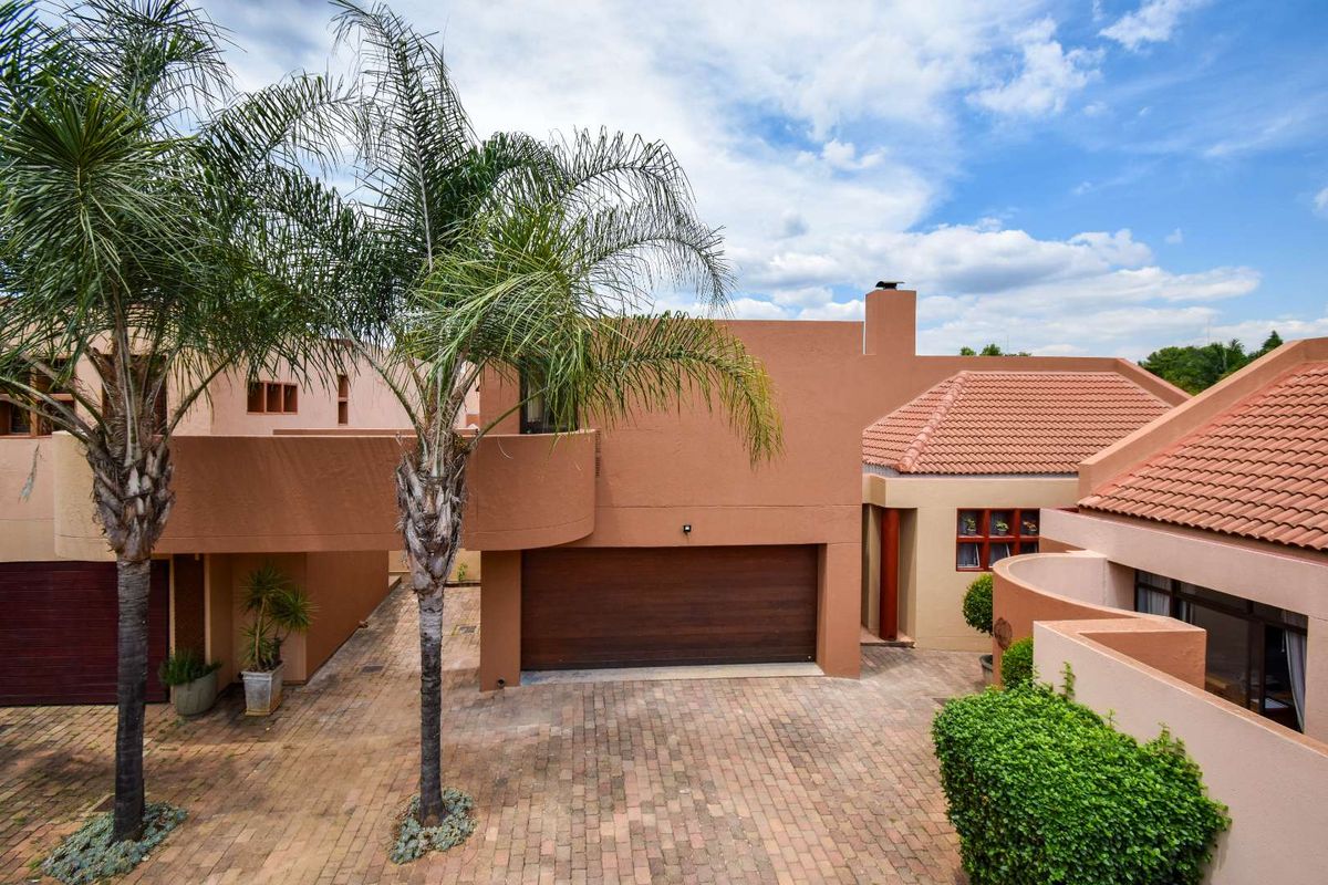 FULLTITLE SECURE ESTATE - Photo 2