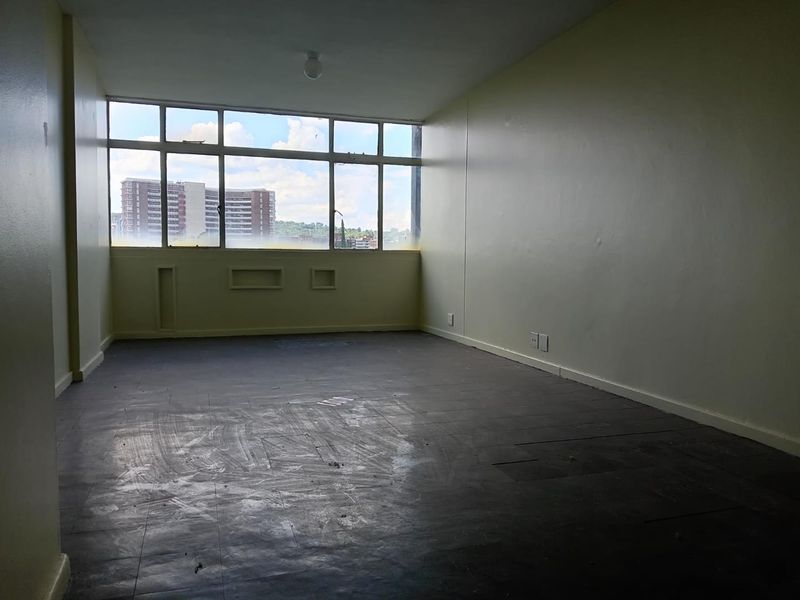 1 BEDROOM FLAT TO RENT IN SUNNYSIDE - Photo 3