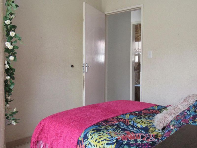 3 Bedroom House for sale in Alveda - Photo 10