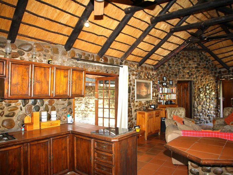 House and cottage overlooking the Olifant’s river. - Photo 5