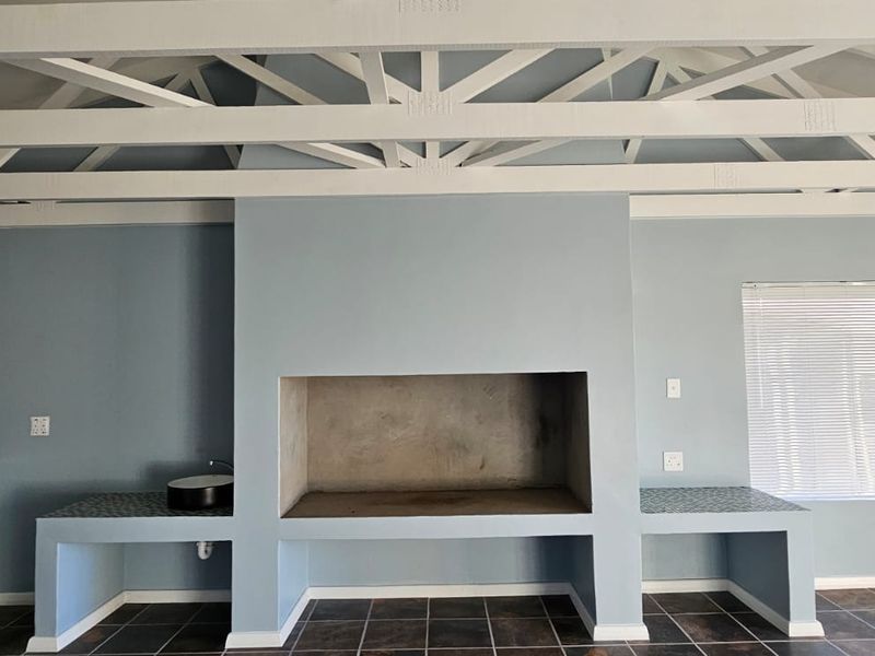 2 Bedroom Renovated Home for long term rental - Photo 3