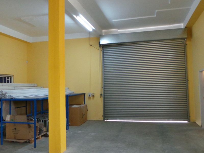 Well located on busy street to Waterfront and Harbour Gate. - Photo 5