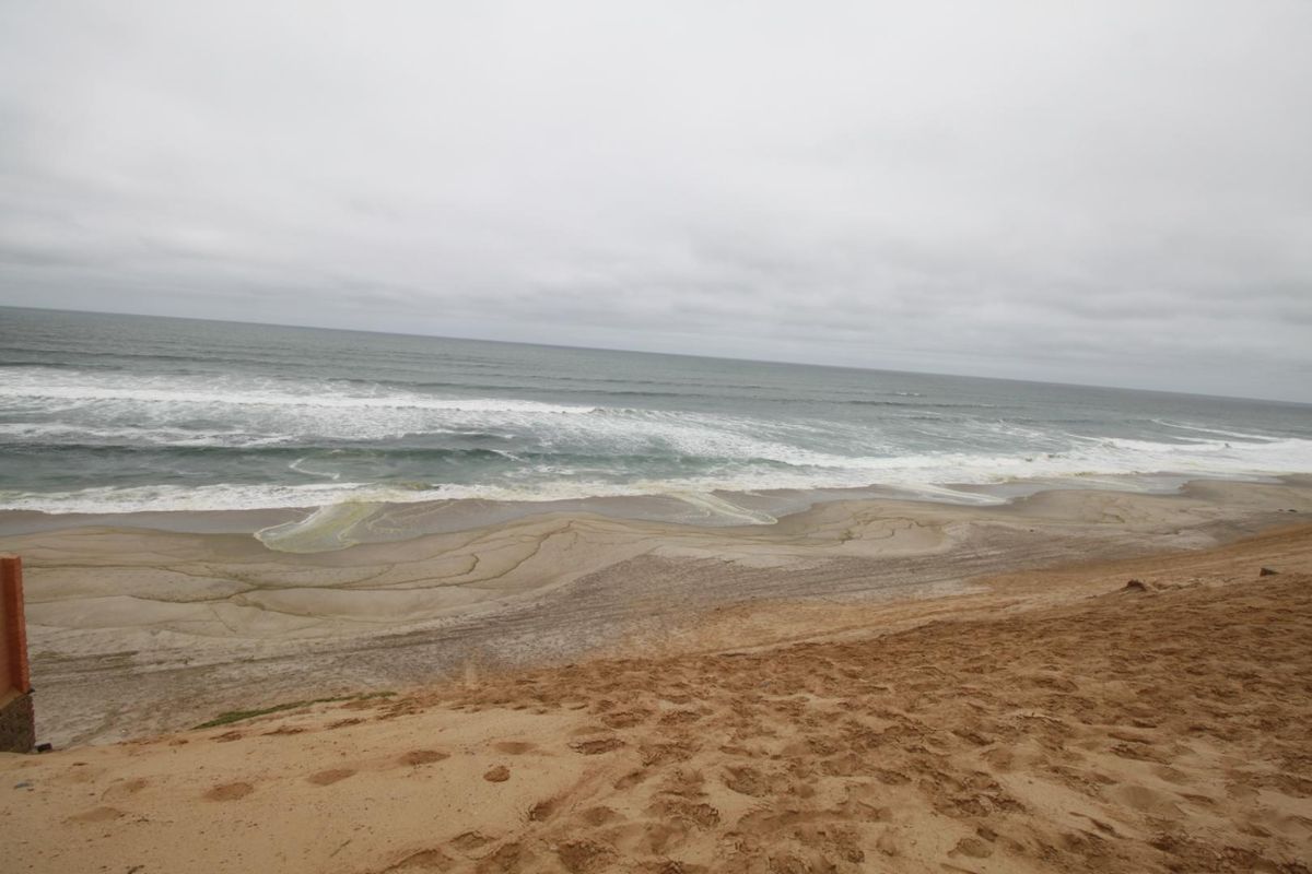 Henties Bay - Prime Location - Photo 3