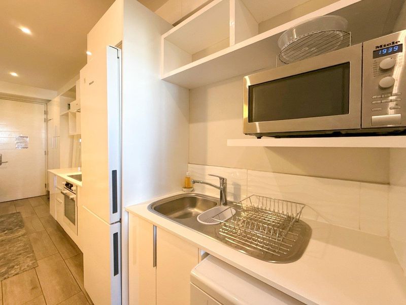 Invest in Elegance, Profit from Convenience - Photo 10