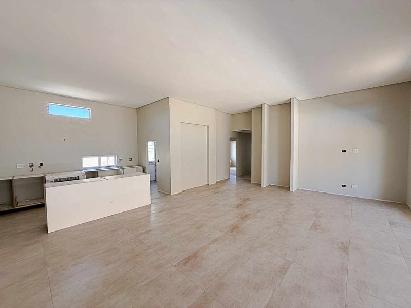 North-Facing Home in Langebaan Country Estate - Photo 8