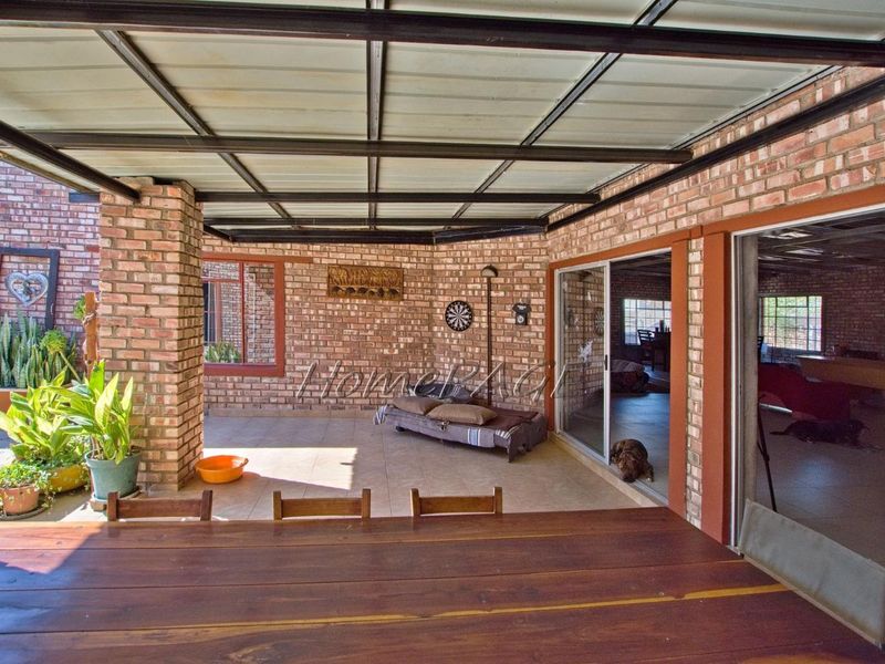 Omaruru;  Spacious 3 Bedr Home is for Sale - Photo 8