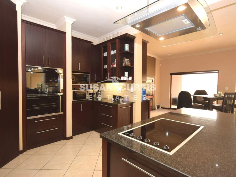 Executive Mansion - Photo 4