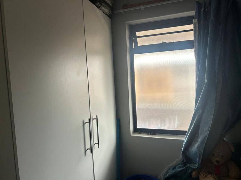 Sparrows@Riverside- 2 Bed , 1 Bath Apartment - Photo 8