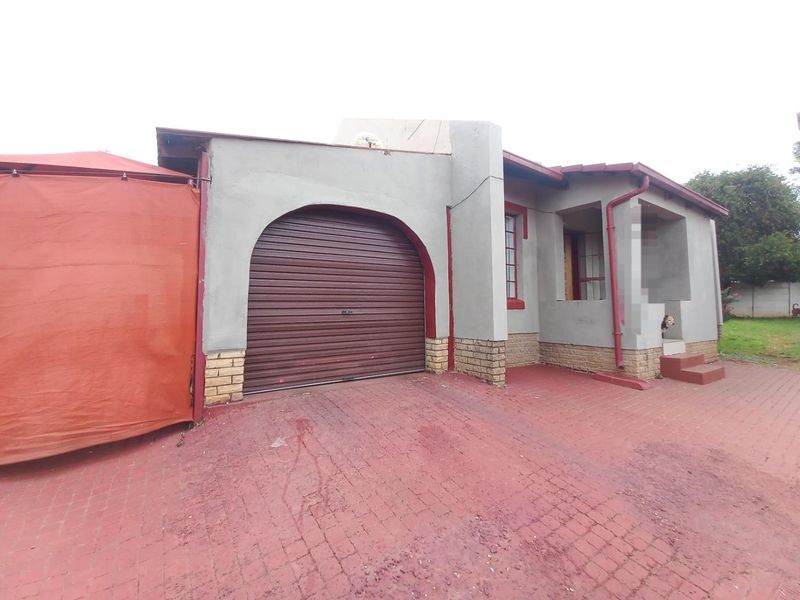 Two Bedrooms house for sale in Elandspoort - Photo 2