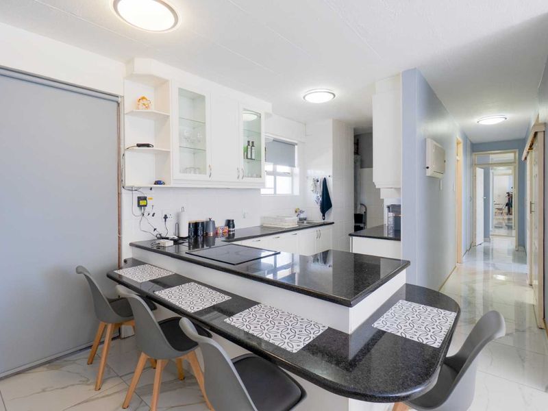 Furnished on the beach - Photo 10