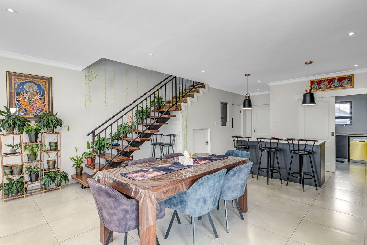 Your Dream Home Awaits in Bryanston - Photo 3