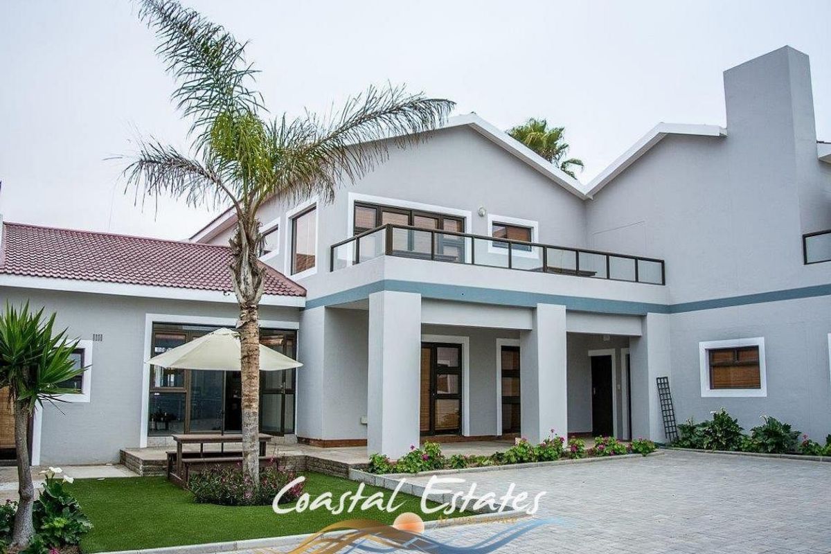 9 Bedroom Guesthouse with a Sea View in Swakopmund Central - Photo 3