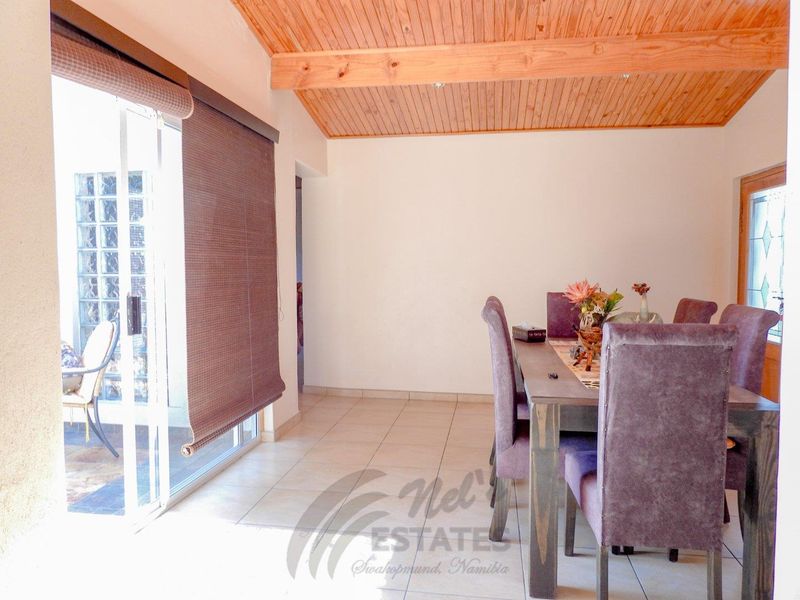 Spacious Home For Sale in Ocean View, Swakopmund - Photo 8