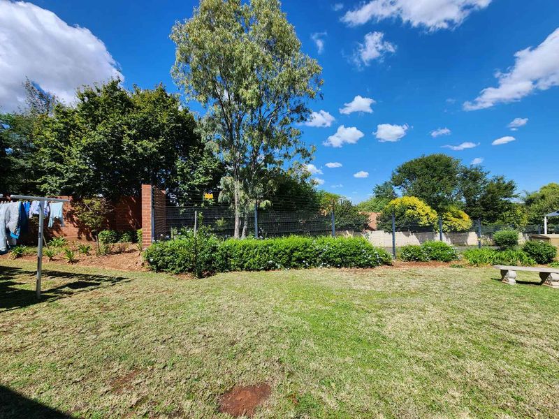 1 Bedroom Apartment to Rent in Die Hoewes, Centurion – 168 Apartments on Gerhard - Photo 5