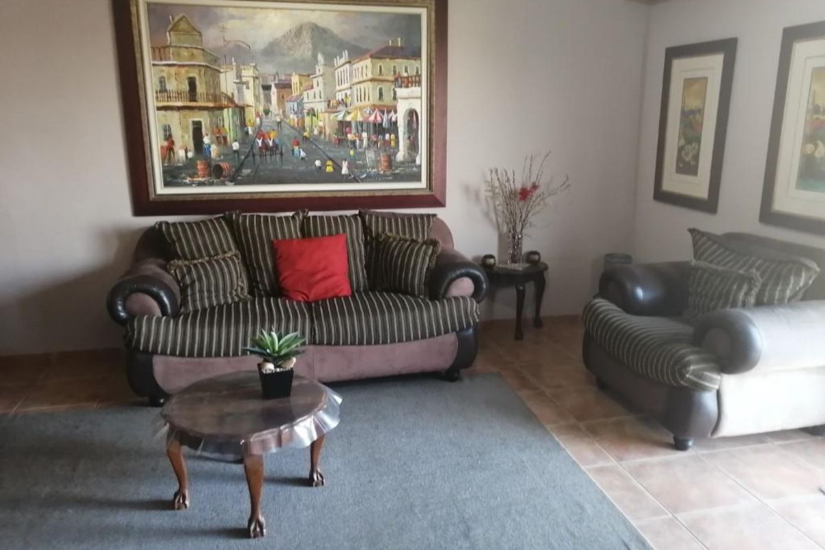 House, B & B, Pension, Guesthouse - 24 bedrooms - you decide - Photo 2