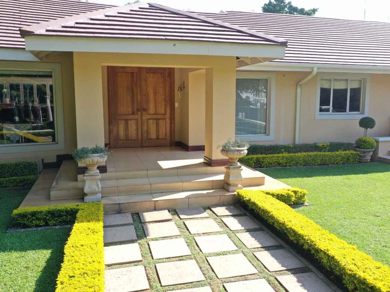 Experience Style, Space and Serenity in Cashan - Photo 4