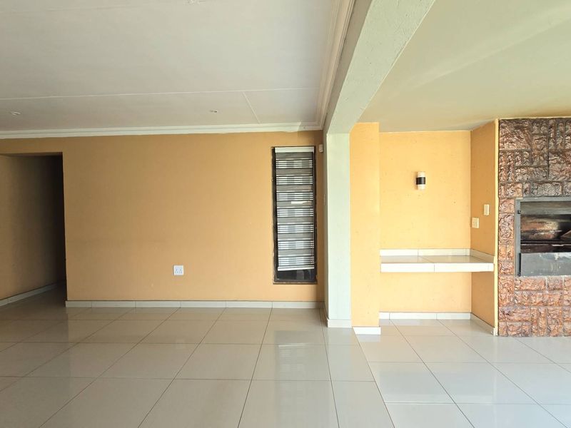 Exceptional Space, Endless Potential and Fantastic Entertainment Living - Photo 6