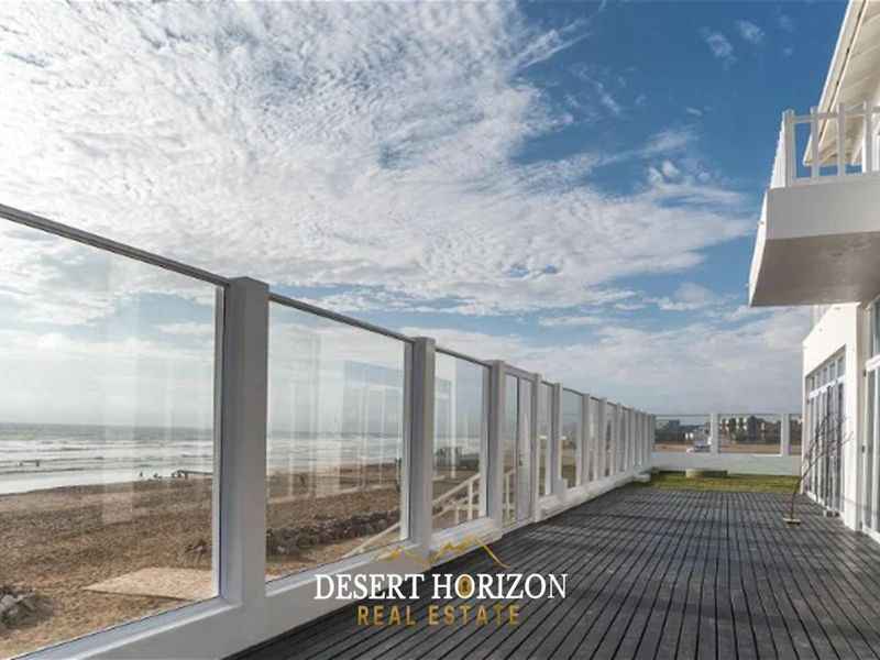 Swakopmund, Vogelstrand | For Sale-Stunning Beachfront 10 Bedroom Guesthouse - Photo 2