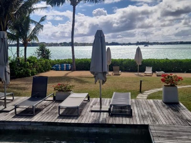 Sea-Facing Apartment – Pointe aux Canonniers - Photo 10