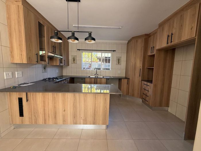 Property #2503705, House Rental Monthly in Villieria