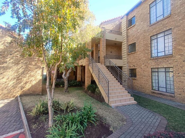 Property #2264380, Apartment Pending Sale in Eco Park