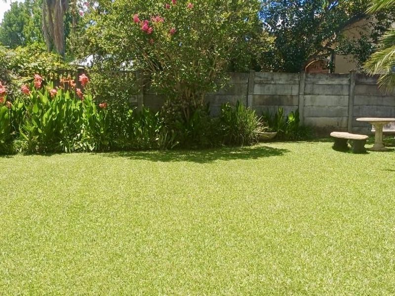 4 Bedroom house for sale in Vryheid - Photo 2