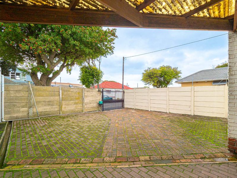 PENLYN ESTATE,4BEDS ,2 BATHS,7 CARS - Photo 5