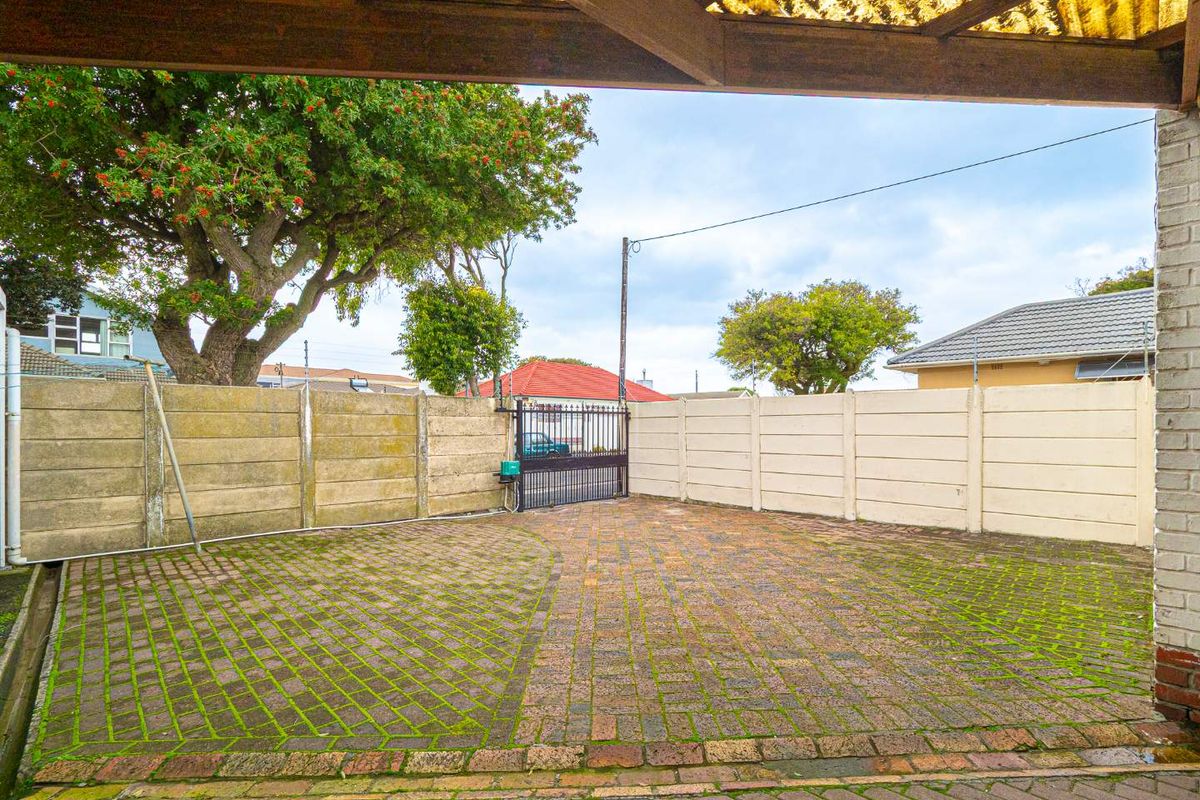 PENLYN ESTATE,4BEDS ,2 BATHS,7 CARS - Photo 5