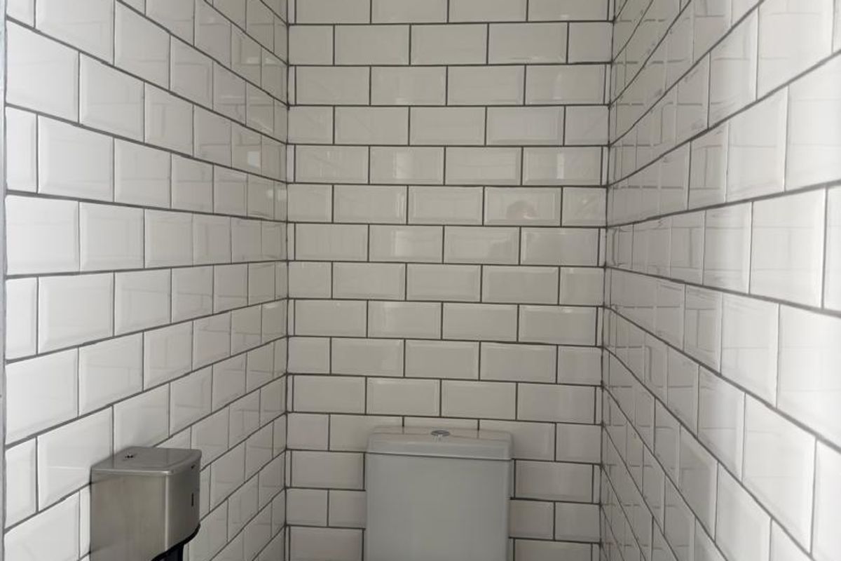 Medical Consulting Rooms To Let - Photo 5
