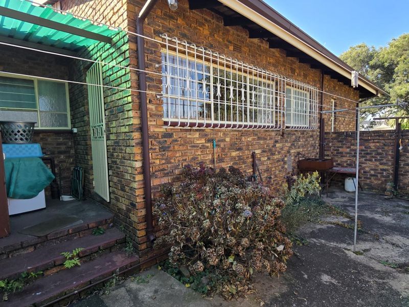 2 Bedroom Townhouse for sale in Brackenhurst - Photo 10