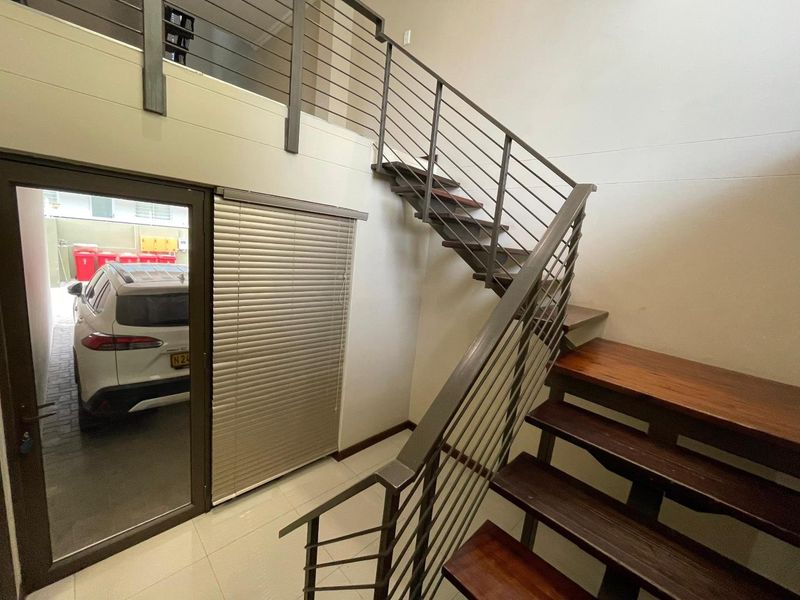 TOWNHOUSE FOR SALE - CENTRAL WINDHOEK, NAMIBIA - Photo 9