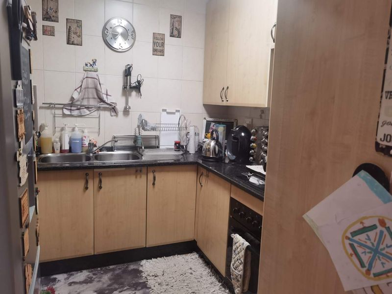 Double storey townhouse for sale in Glenmarais - Photo 4