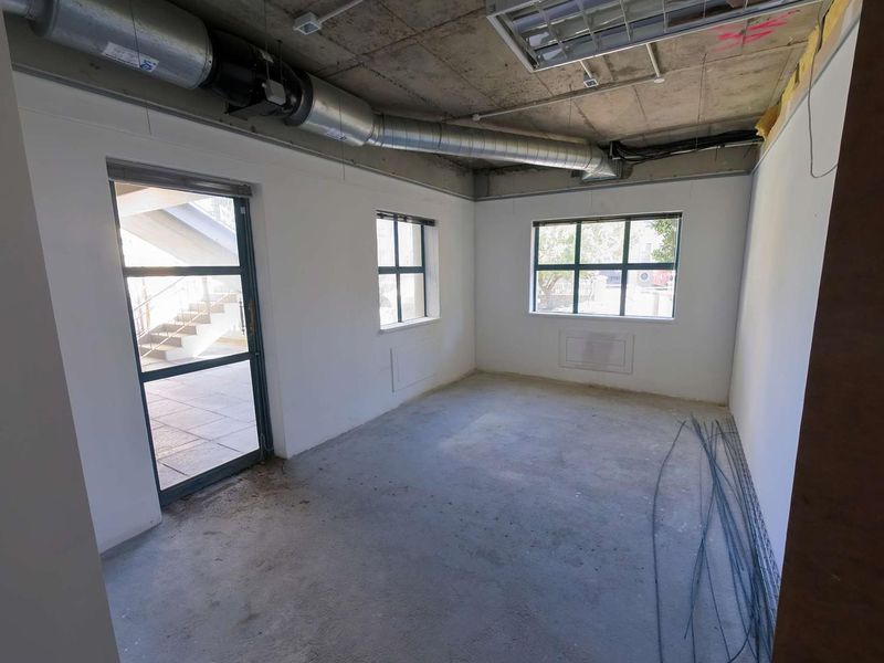 AAA-grade office space at Waterford House - Photo 9
