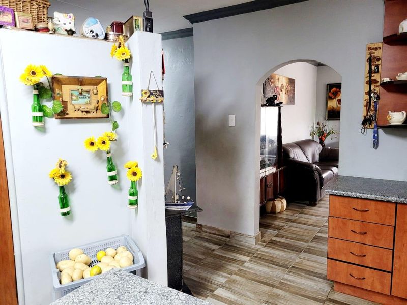 For Sale: Picturesque Smallholding North of Pretoria - Photo 9