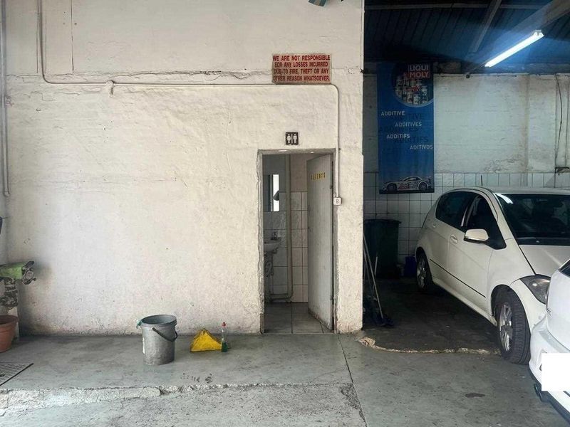 Prime Business Location on a Busy Main road - Photo 10
