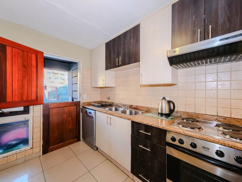 Empty & Urgent! Popular Townhouse Complex on the Ridge Highbury. - Photo 6