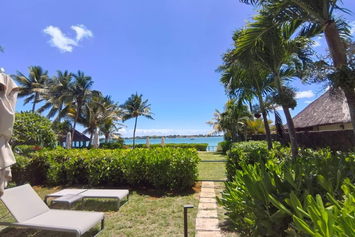 BEACHFRONT GRAND BAY VILLA - Your Dream Island Life Awaits - Photo 4