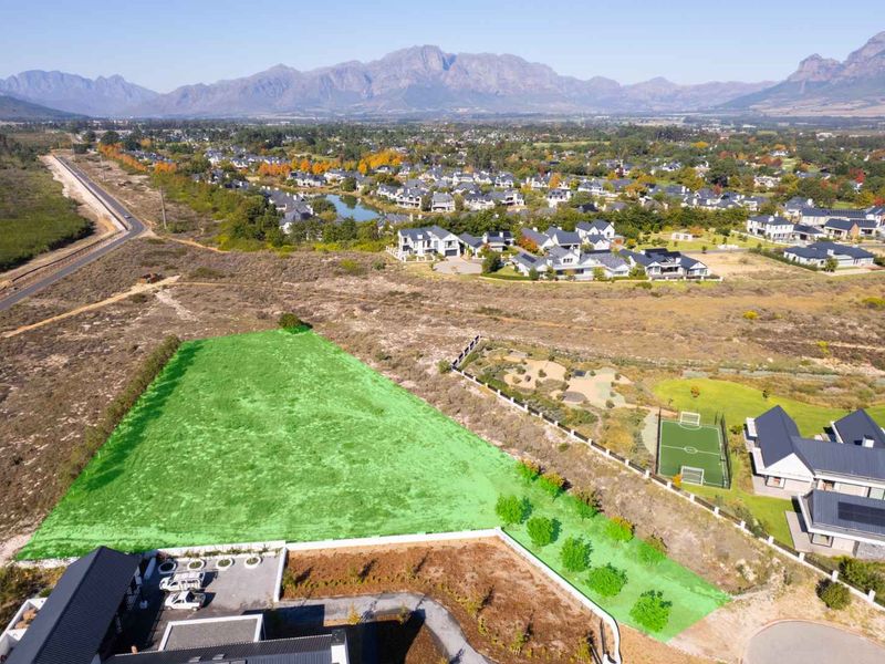 Spacious and rare vacant stand in a cul-de-sac available in The Reserve on Val de Vie Estate - Photo 3