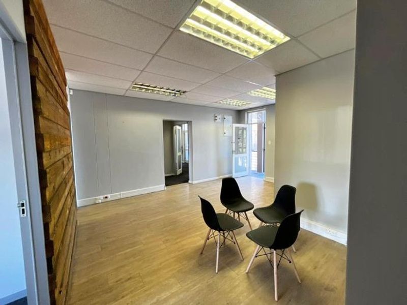 First Floor Office in Millennium Business Park - Photo 5